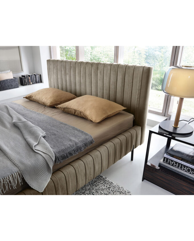 Bett <br> PLISSEE – Bild 2